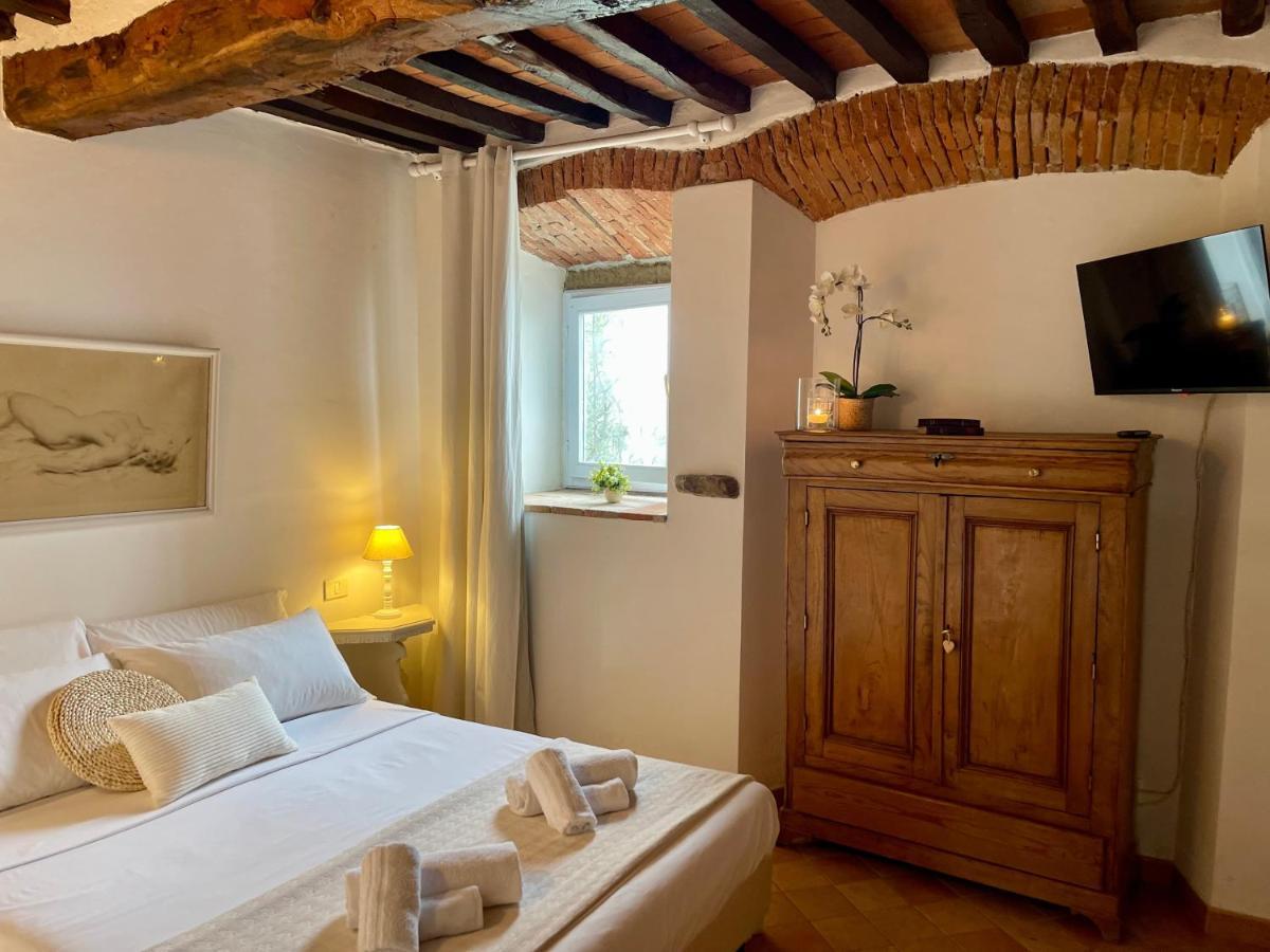 Bed and Breakfast Relais Il Pozzeto Ангьяри Экстерьер фото