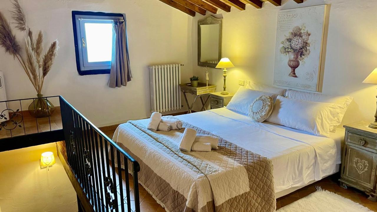 Bed and Breakfast Relais Il Pozzeto Ангьяри Экстерьер фото